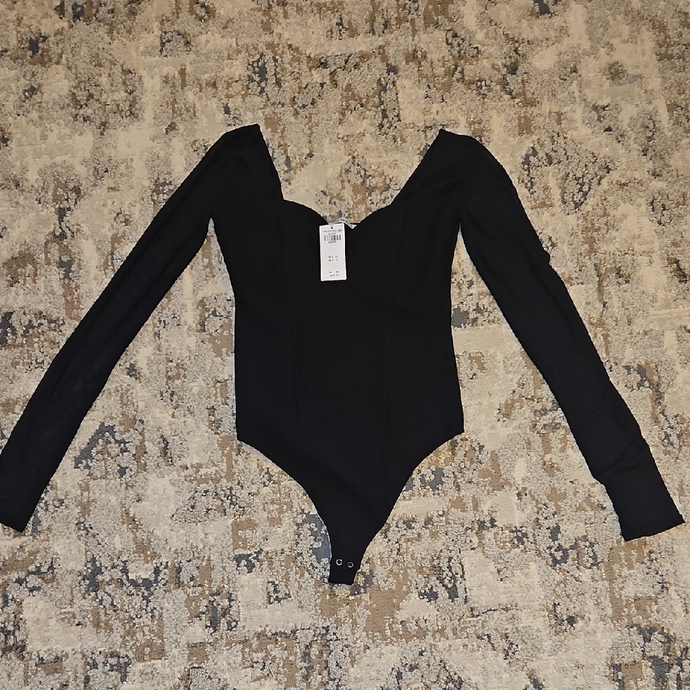 Sleek Black Long Sleeve Bodysuit with Deep V-Neck